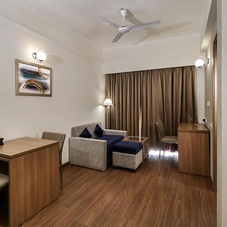 Starlit Suites Newtown 콜카타 외부 사진