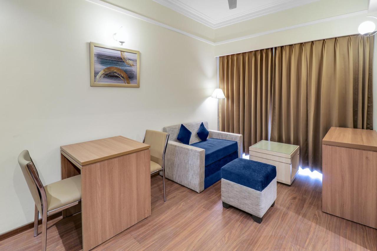 Starlit Suites Newtown 콜카타 외부 사진