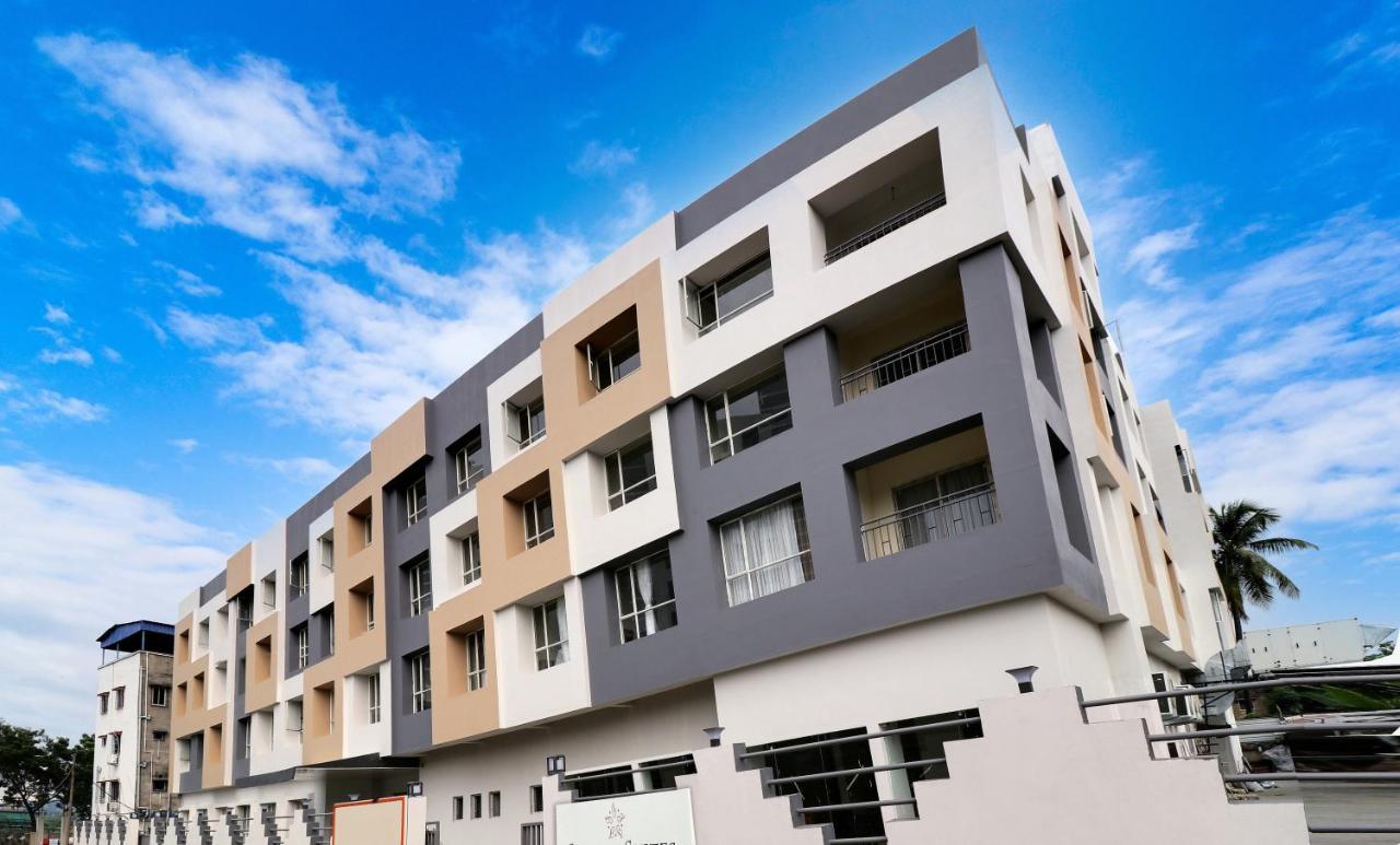 Starlit Suites Newtown 콜카타 외부 사진