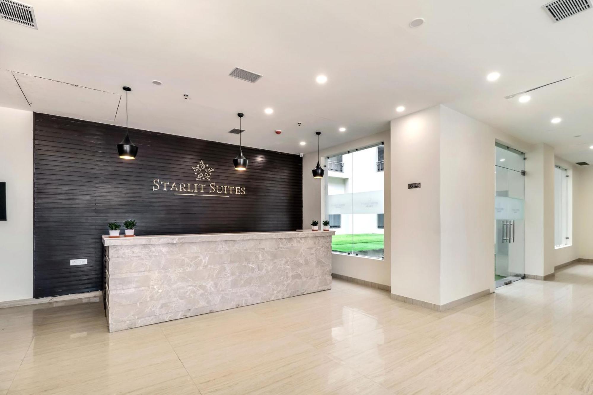 Starlit Suites Newtown 콜카타 외부 사진