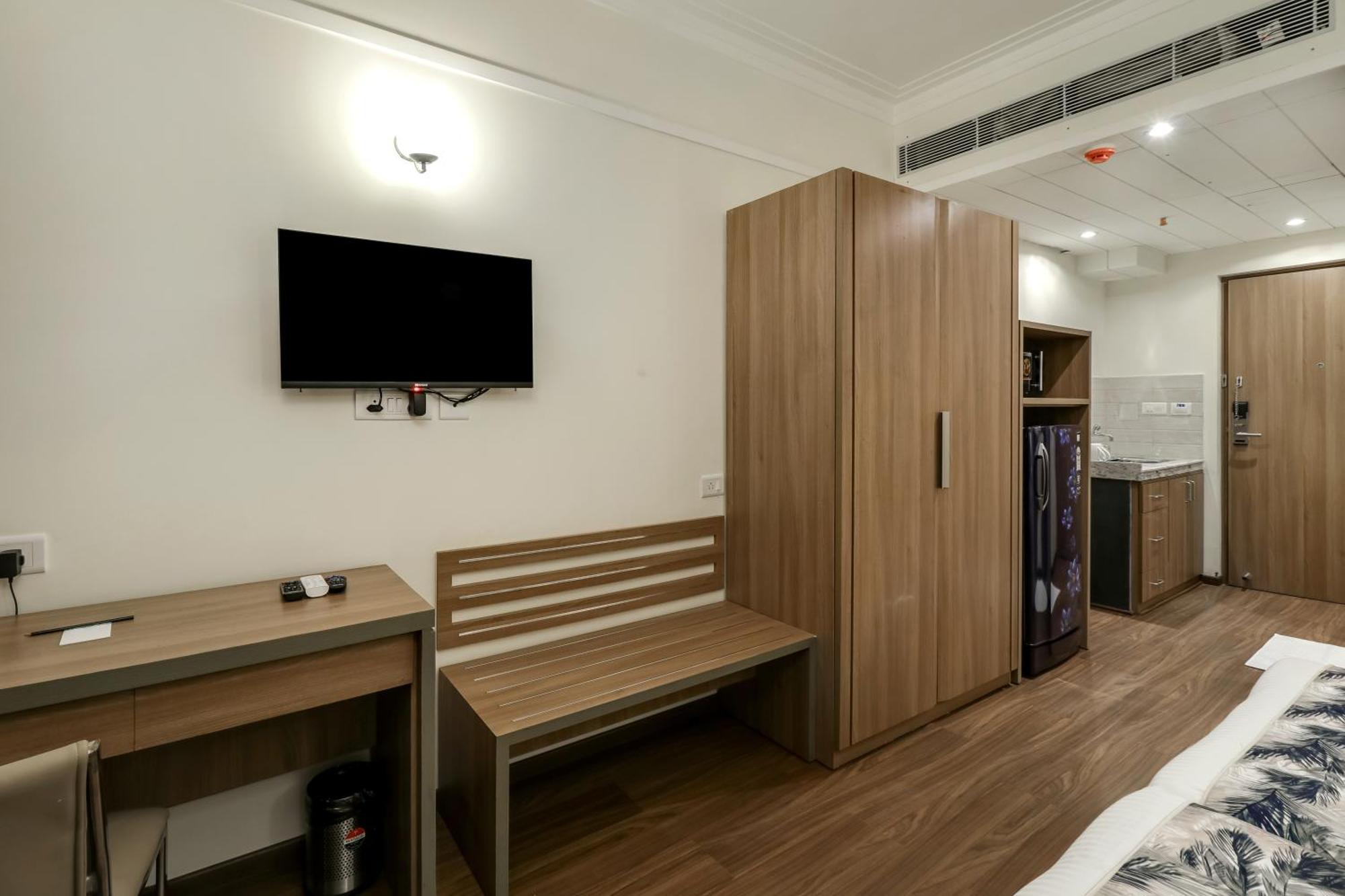 Starlit Suites Newtown 콜카타 외부 사진