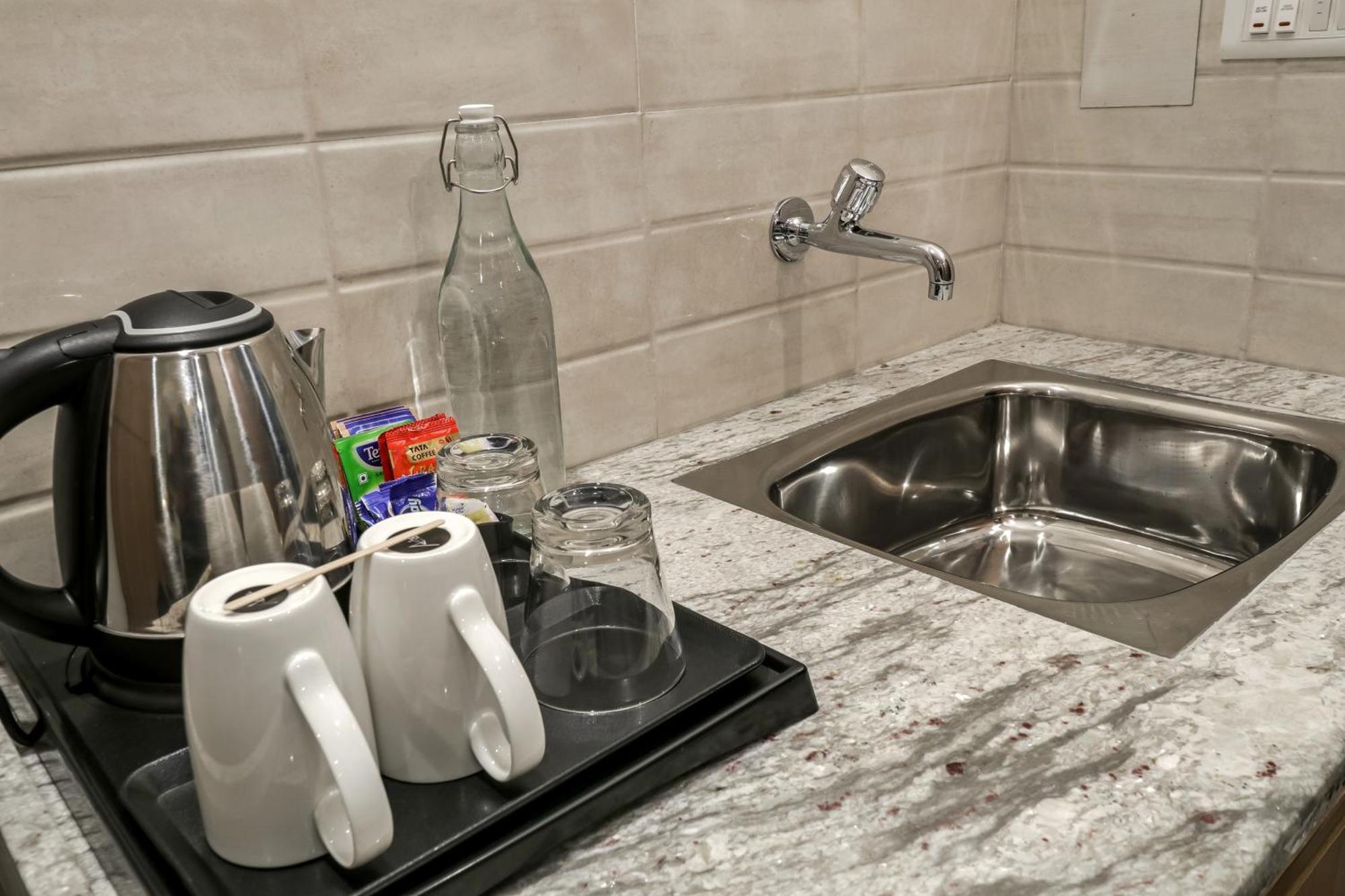 Starlit Suites Newtown 콜카타 외부 사진